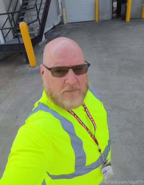 idgaf71 star high quality picture