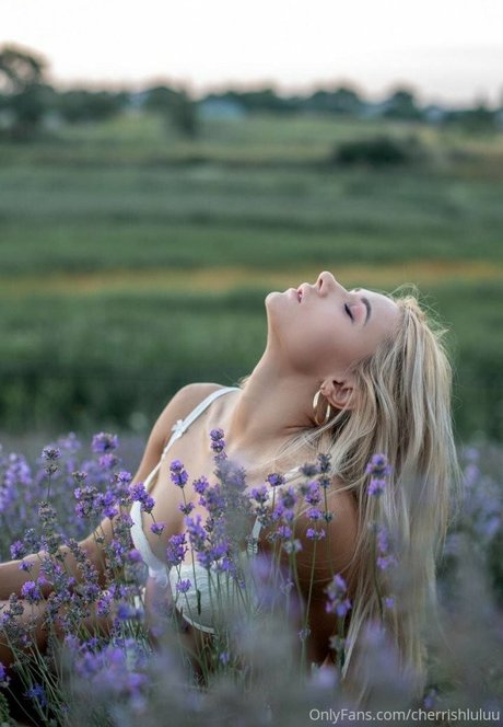 Sojourncouple nude actress archive