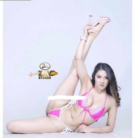 Namrata Malla star art gallery