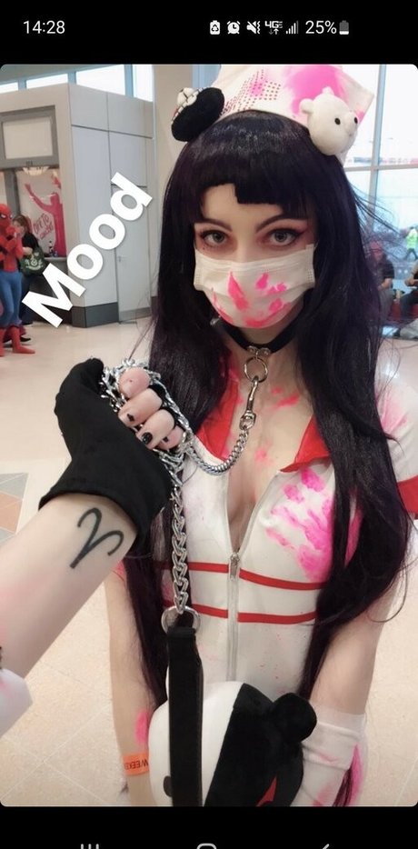 Dragon Cosplays star high quality pictures