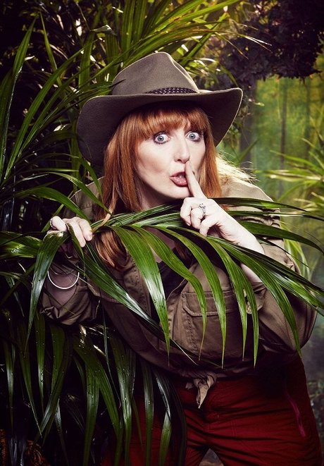Yvette Fielding beautiful model pics