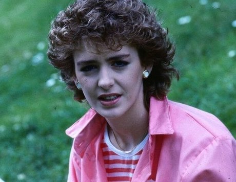 Yvette Fielding pornographic model pictures