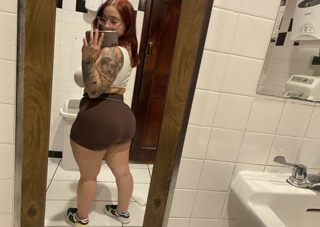 Dalicartii model beautiful images