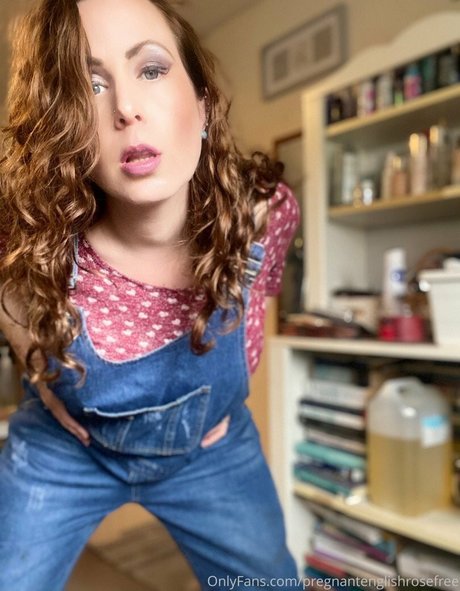 Pregnant English Rose xxx star photos