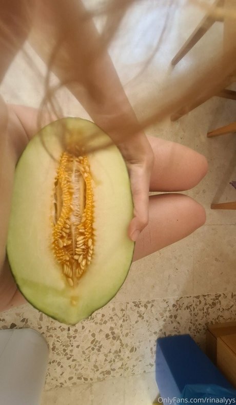 Rinna Ly free pornstar galleries