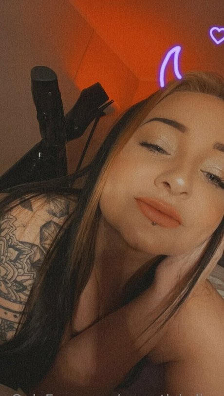 secretlykyliee pornstar beautiful pic