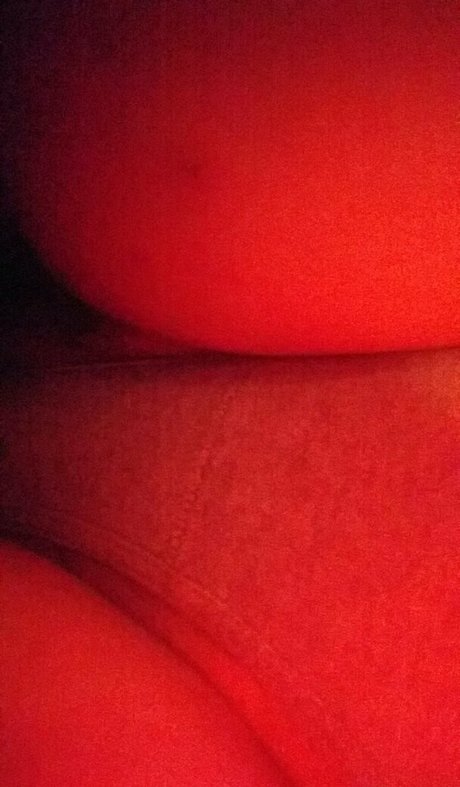 onechubbywitch pretty pornstar pictures