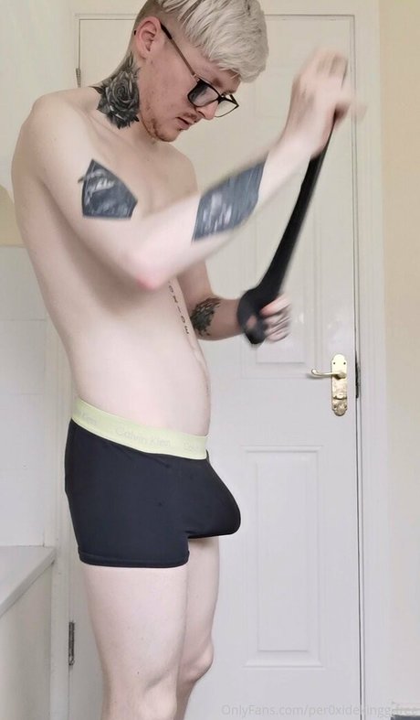 per0xidekingg free pornstar pretty photo