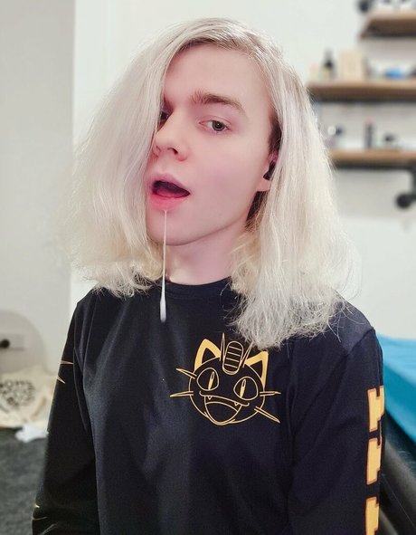 TipsyMinx star sexy image