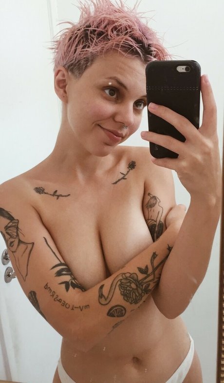 Leticia Marques star nice photo