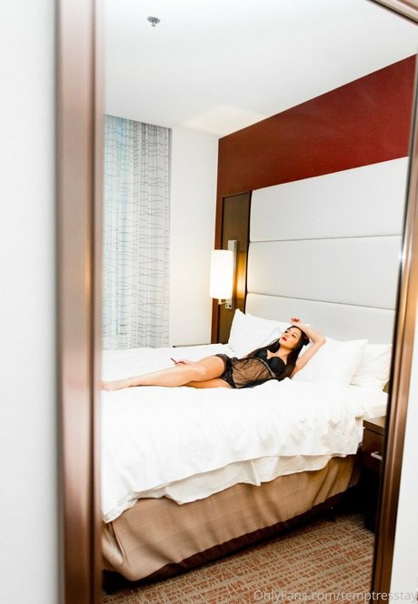 Lil Asian Princess pornstar img