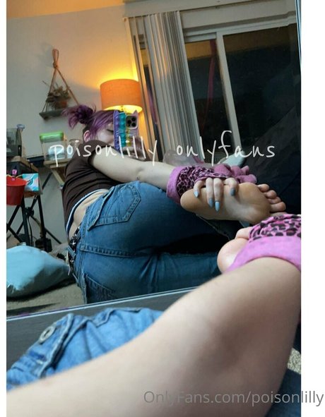 poisonlilly model pornographic galleries