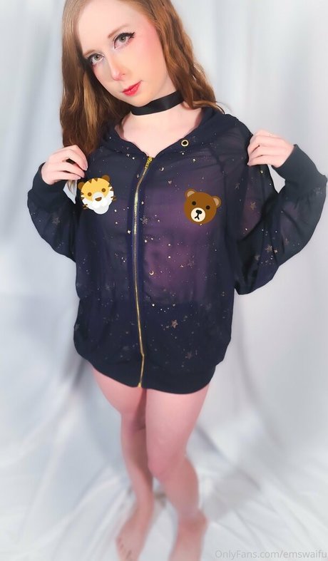 emswaifu star exclusive photo