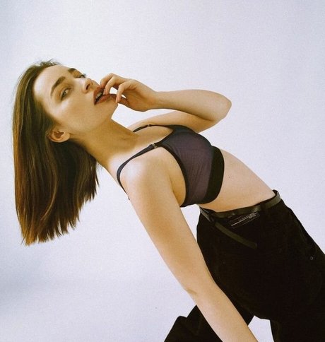 Olia Malyuchenko model best archive