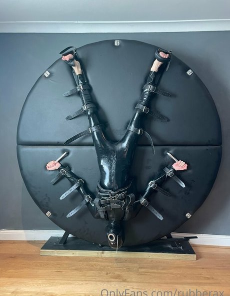 rubberax_ star nudes img