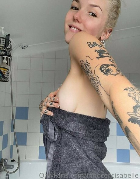 Innocent Isabelle pornstar high quality pics