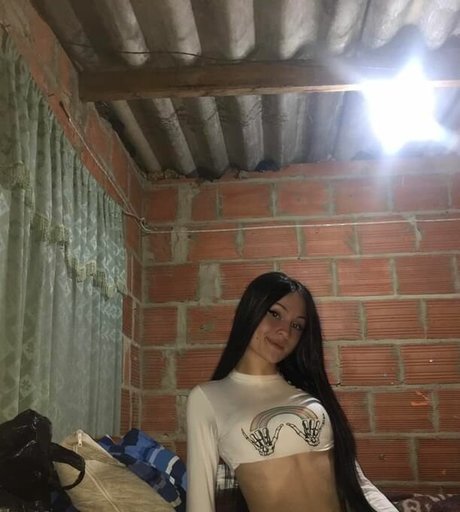 soy danni18 nudes model picture