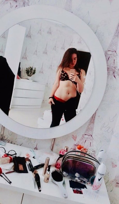 bella sun_ high quality star picture