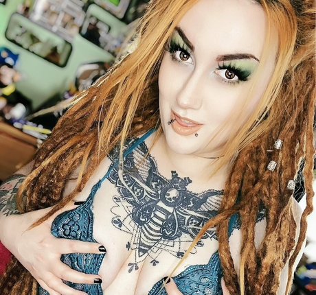 skinny babe onlyfans hot nude pic