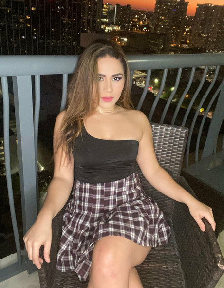 titty fuck onlyfans beautiful nude gallery