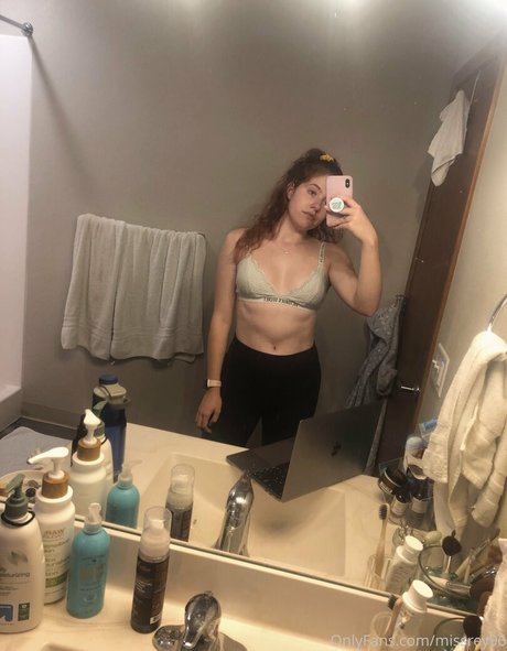 missrey96 nude model images