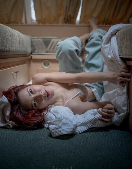 Eyealive model nice photos