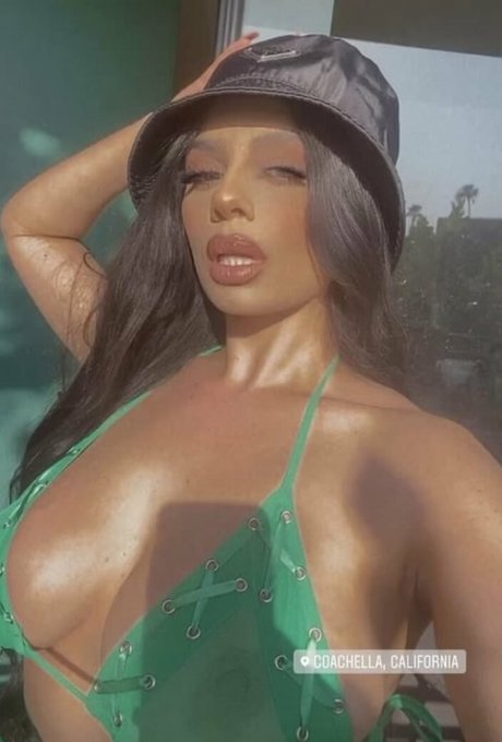 Jordan Taverner pornstar photos