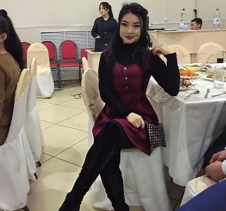 asian brunette onlyfans erotic photos