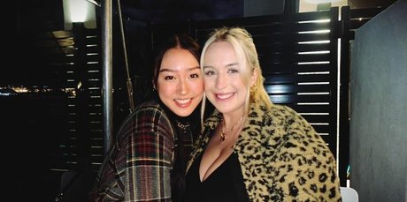 Holly Youpa pornographic model pic