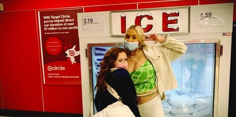 Holly Youpa pornstar perfect img