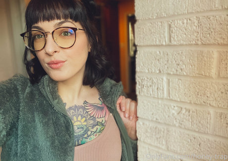 honey trap pornstar sex image