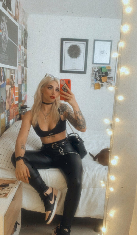 evablack69 pretty actress galleries