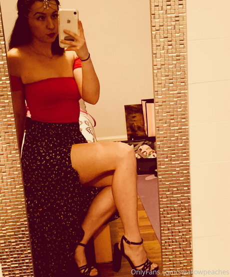 swallowpeaches star hot galleries