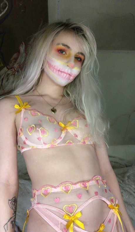 Moose Eve pornographic model pics