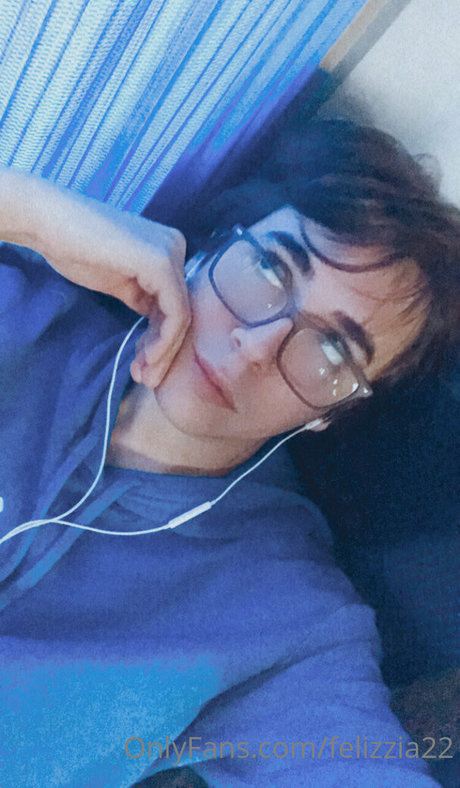 felizzia22 sex actress pics