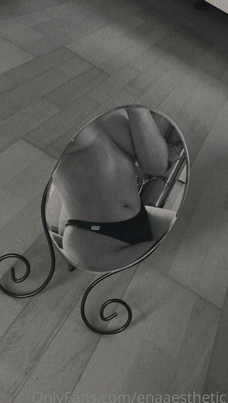 enaaesthetic nice model pics