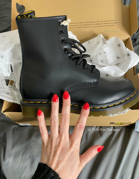 goddess tickle pornstar naked photos