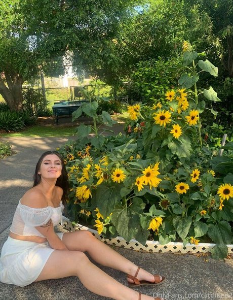 clitriinee2 Profile photo