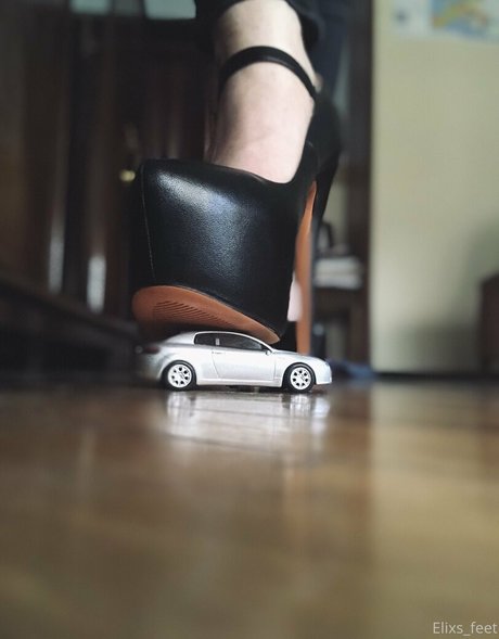 giantesselixs sex actress gallery