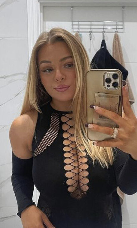 Chloe Ilsley pornstar high quality images