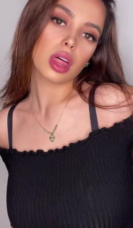 big tits nerd onlyfans art nude picture