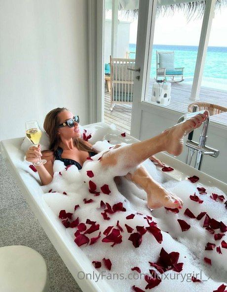 Kristina Sweet top model img