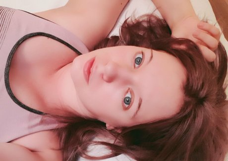 Lysande Gunaretta perfect model gallery