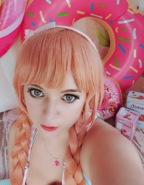 Lysande Gunaretta star adult archive