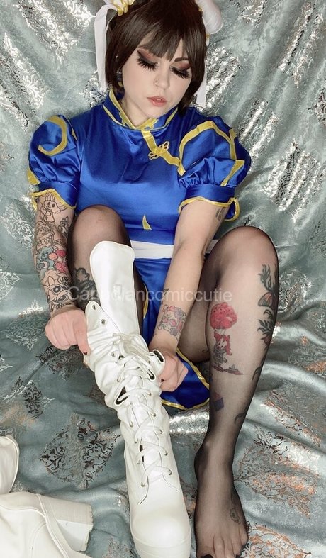 canadiancomiccutie model perfect pictures