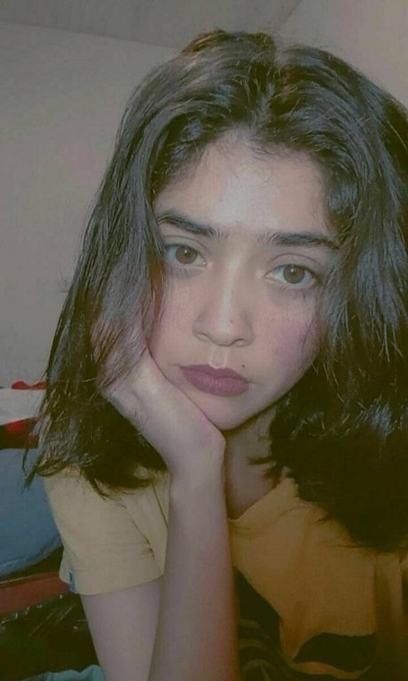 aniicka pornstar nude pictures