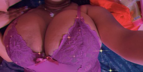 GoddessCocoaLuna model pretty img