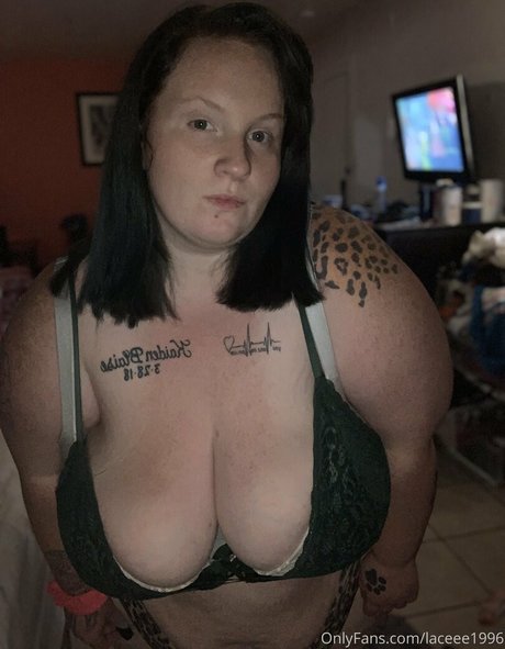 mature slut onlyfans nude pictures