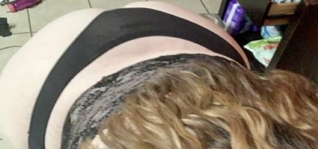 tranny onlyfans porn image