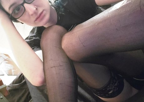 jewellss2free high quality model picture